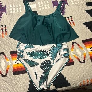 High wasted two piece bathing suit